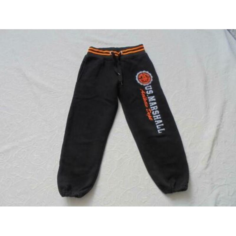 Leuk vintage kleren ,trendy model maat 122-128