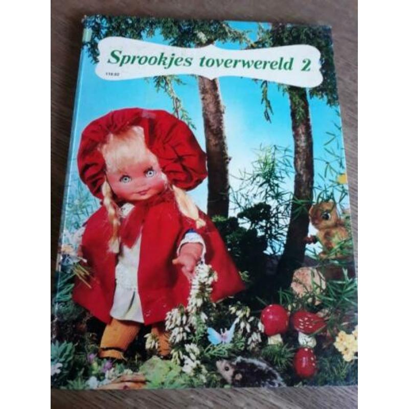 Sprookjes wereld 2 . Vintage boek . 1974