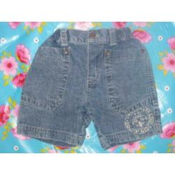JUST SMALL Stoere korte blauwe broek , maatje 74