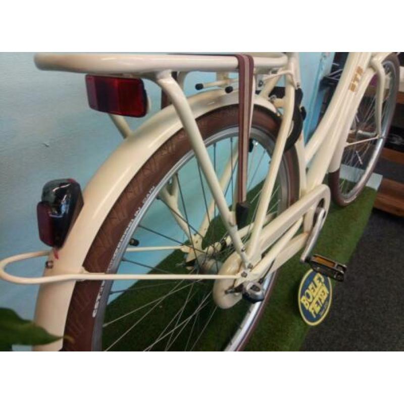 Prachtige nieuwe omafiets bij Boelie's Fietsen