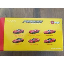 6x nieuwe Bburago Ferrari schaalmodellen 1:43