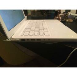 Apple MacBook Intel Core 2 Duo (13 inch, 2,4 GHz)