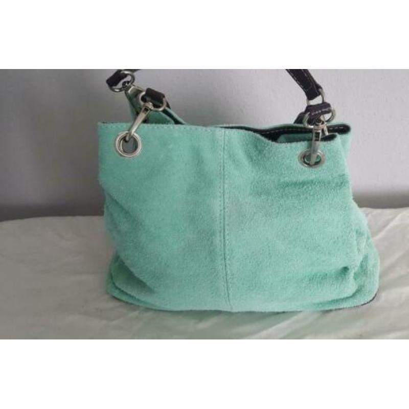 Tas