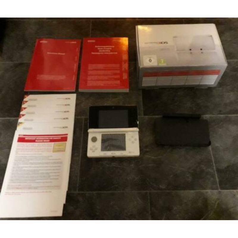 Nintendo 3DS Zgan plus diverse spellen