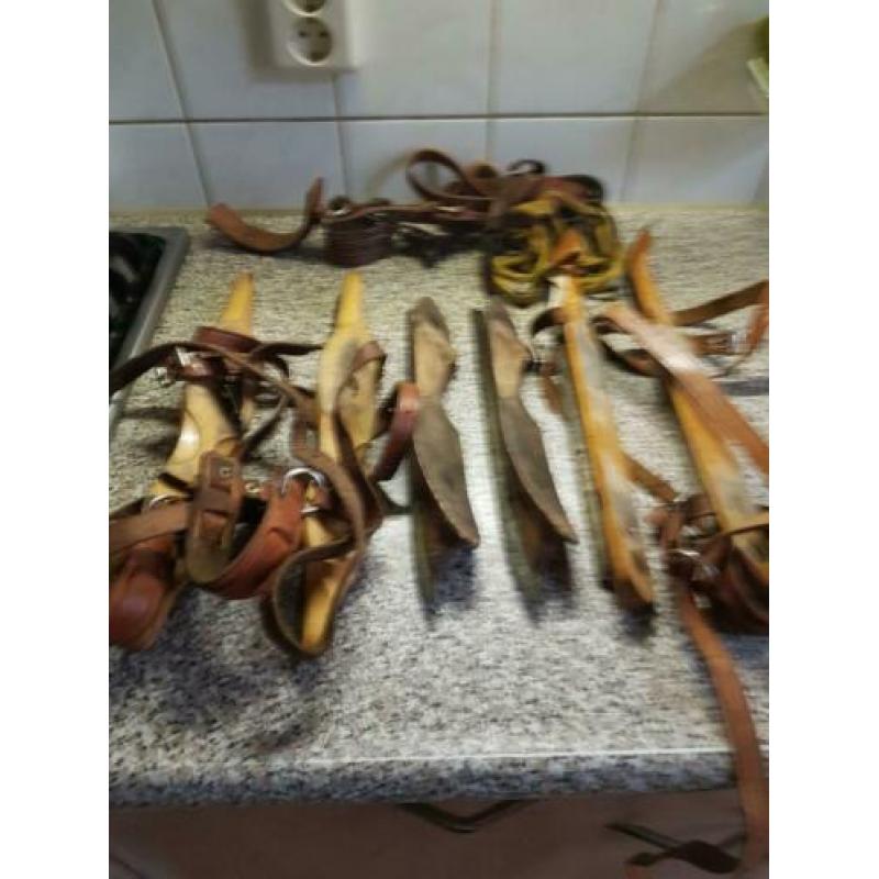 Houten schaatsen 5 paar