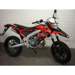Aprilia SX Accelaration 2020 Nieuw zwart / rood 0 km DERBI