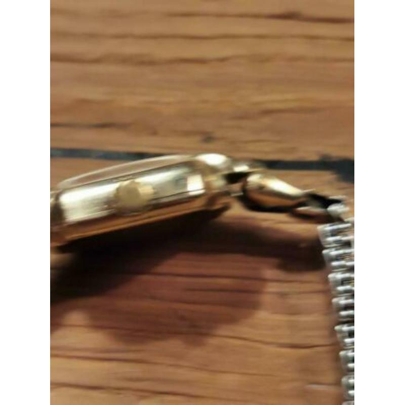 3 dames horloge 2 x omega 1 x longines defect