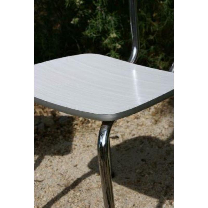 Brocante - 2 Formica-stoeltjes!