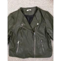 Lether look groen biker jasje maat XL mango casual