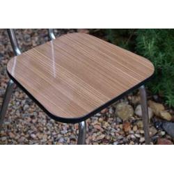 Brocante - 2 Formica-stoeltjes!