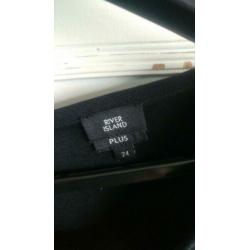 Prachtige diepzwarte River Island jurk/tuniek 52