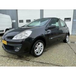 Renault Clio III 1.2 16V Extreme 3D Zwart