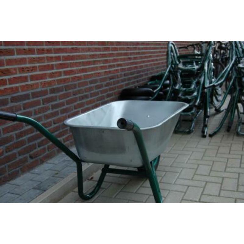 kruiwagen / kruiwagens / nieuwe kruiwagen