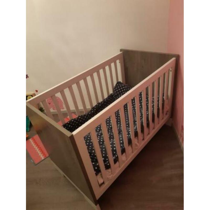 Zeer mooie in nette staat babykamer.