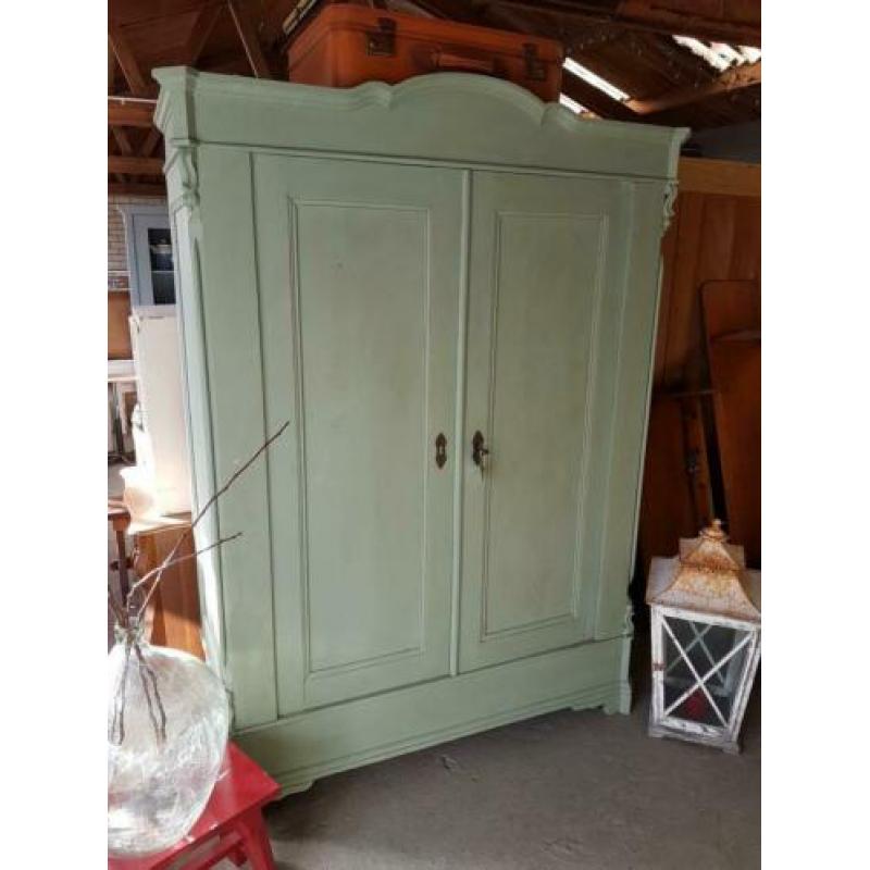 Brocante/Vintage oude groene eiken kast servieskast