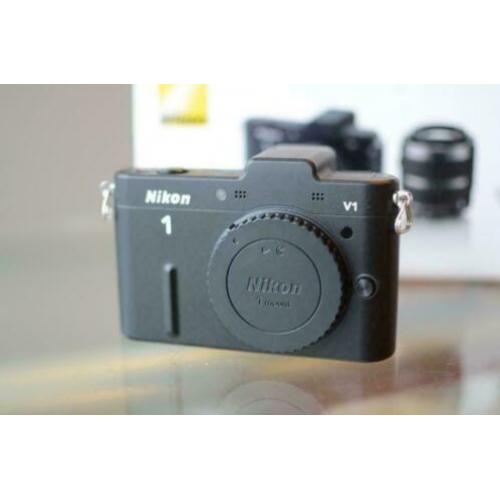 Nikon V1 body