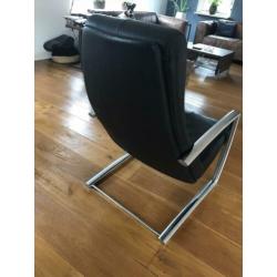Topform, relaxstoel zwart met rvs onderstel