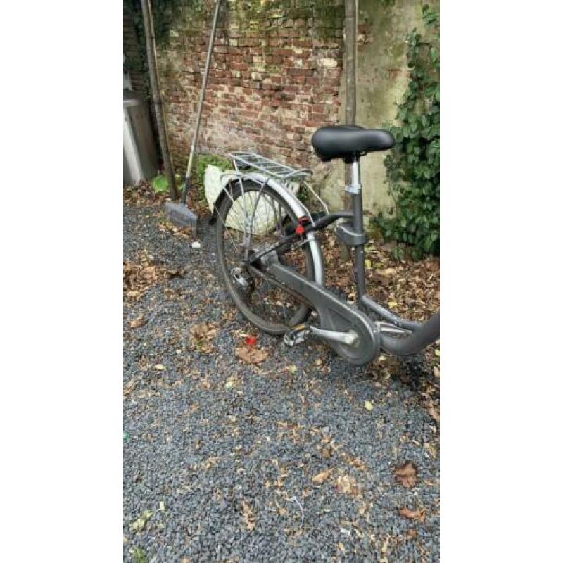Station fiets met slot en reserve sleutel