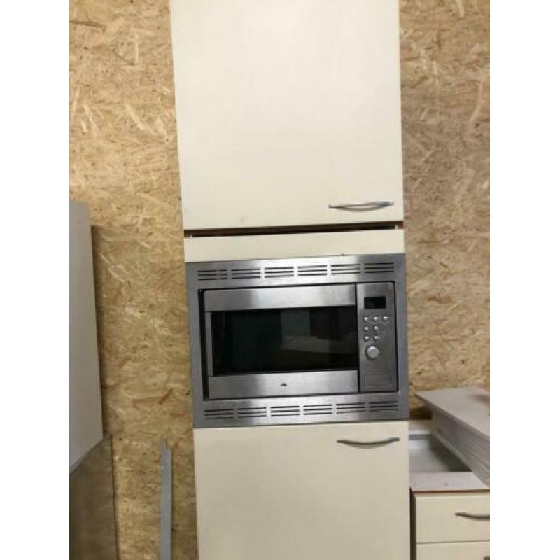 Hoek keuken crème (250€ deze week)