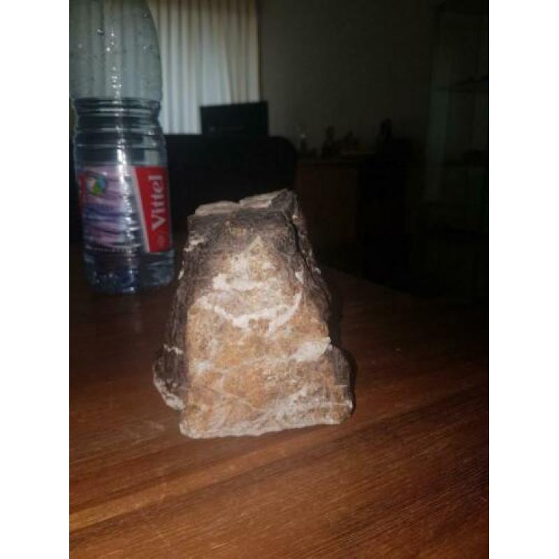 Ruwe brok Granaat Ruim 2,3 kg! (Bieden)