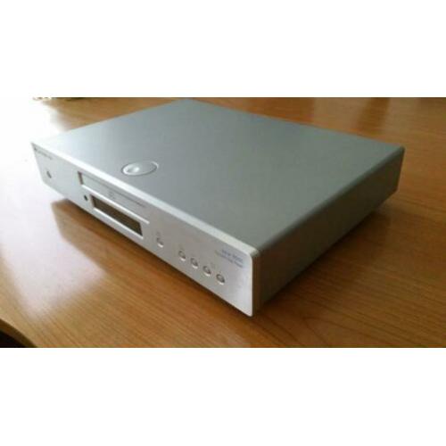 Top cd speler Cambridge Audio C550. Super ruimtelijk geluid