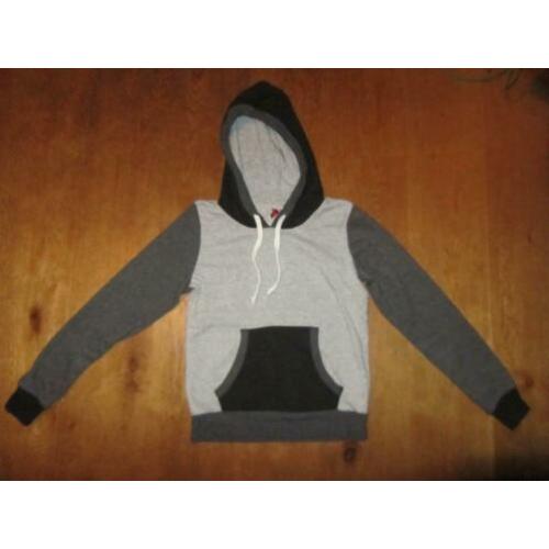 Dividend hoody S zgan!