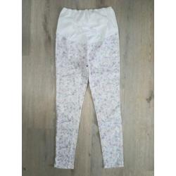 Positie broeken maat 42 44 mamalicious hm