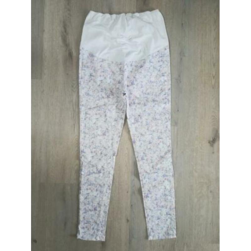Positie broeken maat 42 44 mamalicious hm