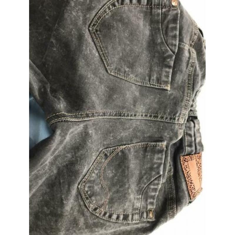 Grijze broek, gloednieuw!! Maat 34/36