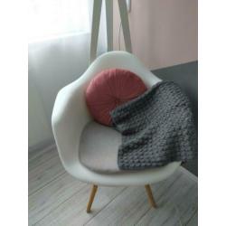 Leuke stoel voor bijvoorbeeld de kinderkamer.