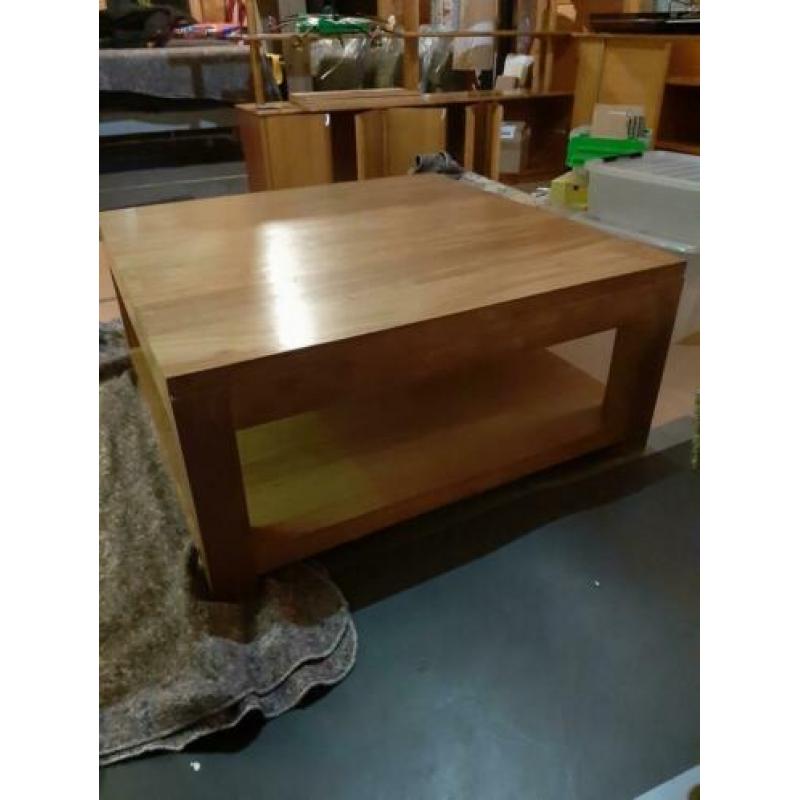 Teak bijzet tafel 100cm bij 100cm