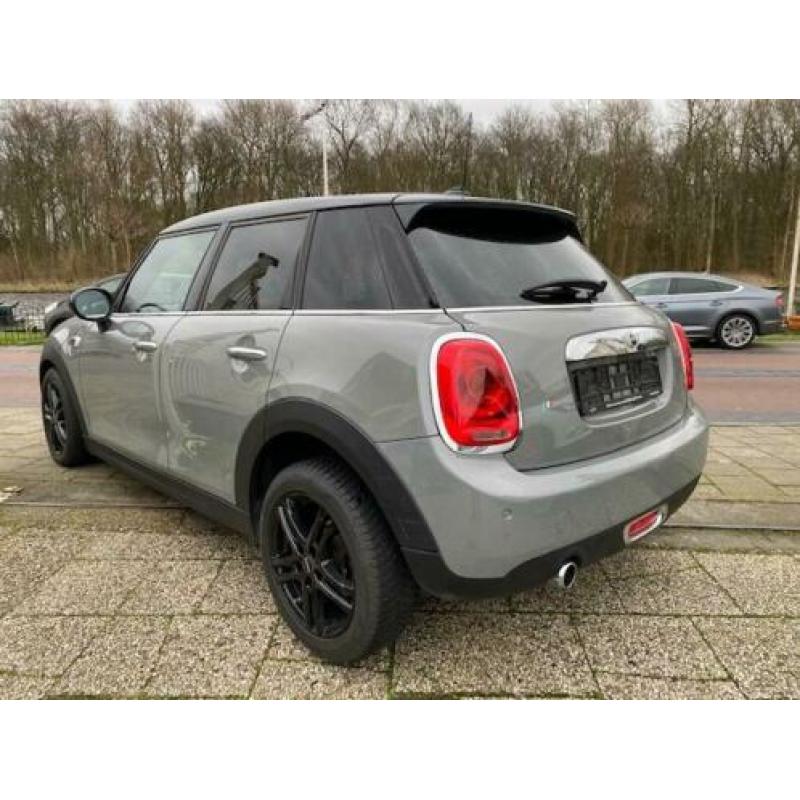 Mini Mini Cooper D SCHADE