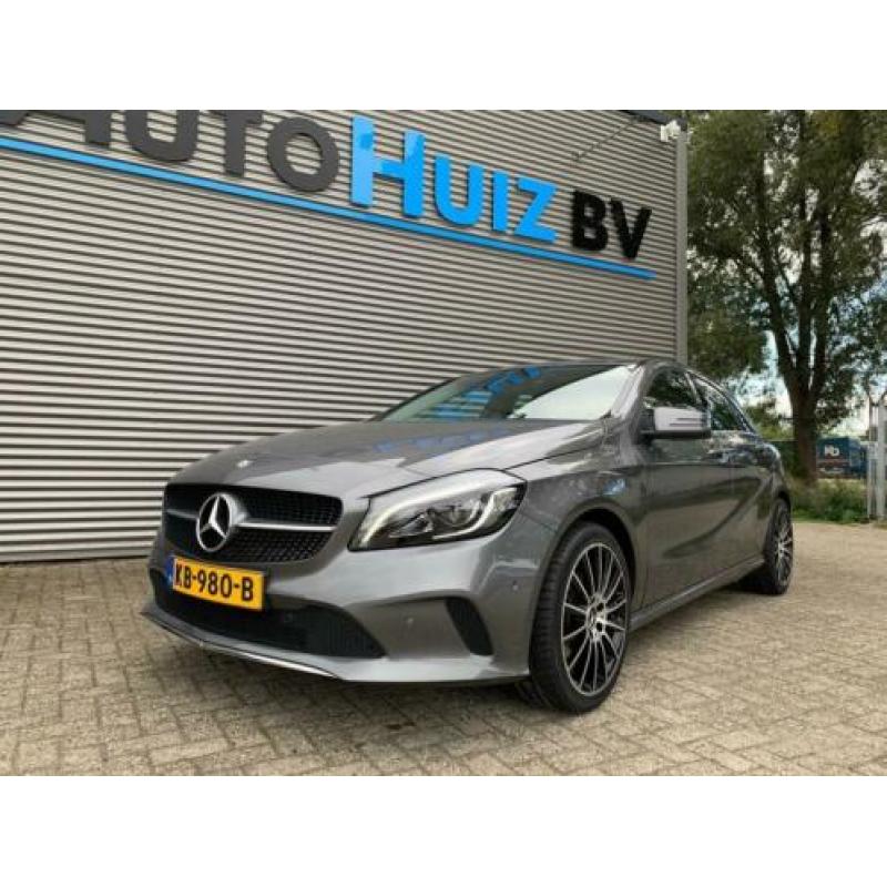 Mercedes-Benz A-Klasse 160 Ambition LED Sportstoelen Navigat