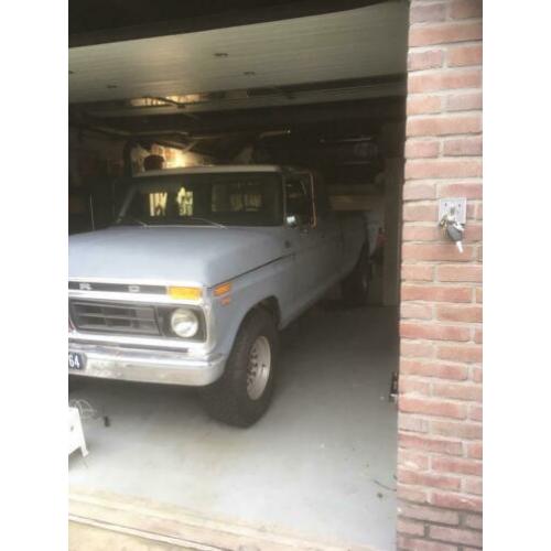 Ford F-250 camper special