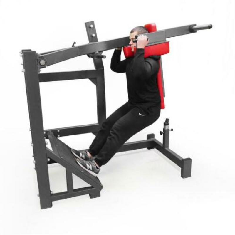 Pendulum squat machine.