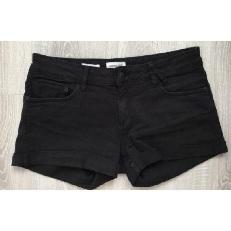 Korte broek maat XS
