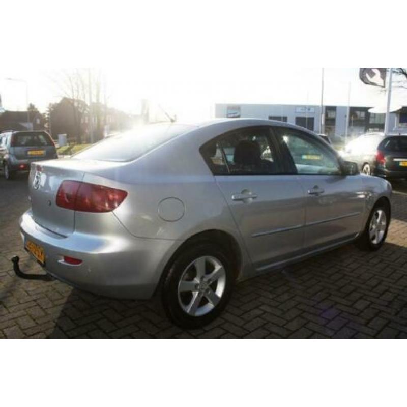 Mazda 3 1.6 TOURING AIRCO