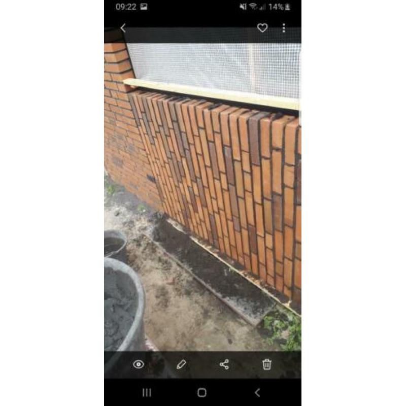 Metselaar bied zich aan voor klussen