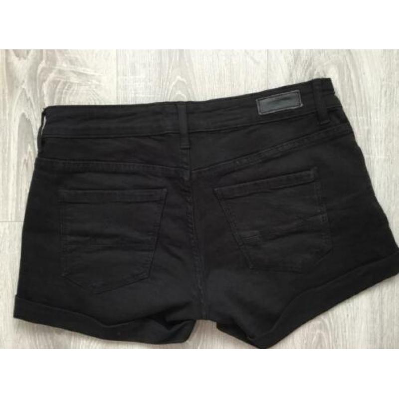 Korte broek maat XS
