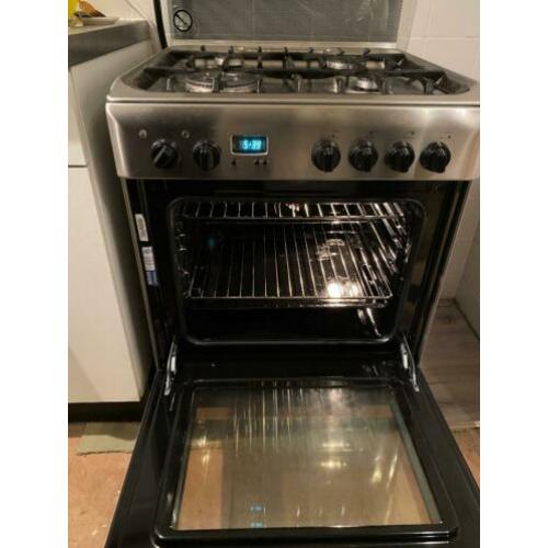 Grijs Indesit Gasfornuis