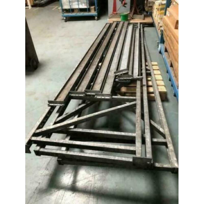Stelling palletstelling magazijnstelling 550 (L)x87x393 (H)