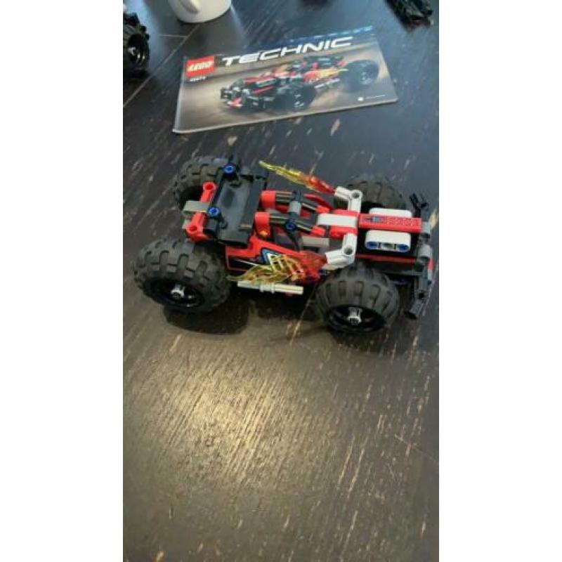 Lego technic 42073 race auto