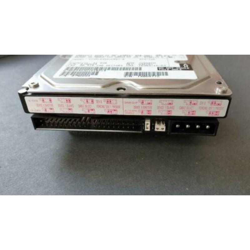 IBM Deskstar 40GB IDE 60GXP 7200RPM 2MB 3.5" IC35L040AVER07-