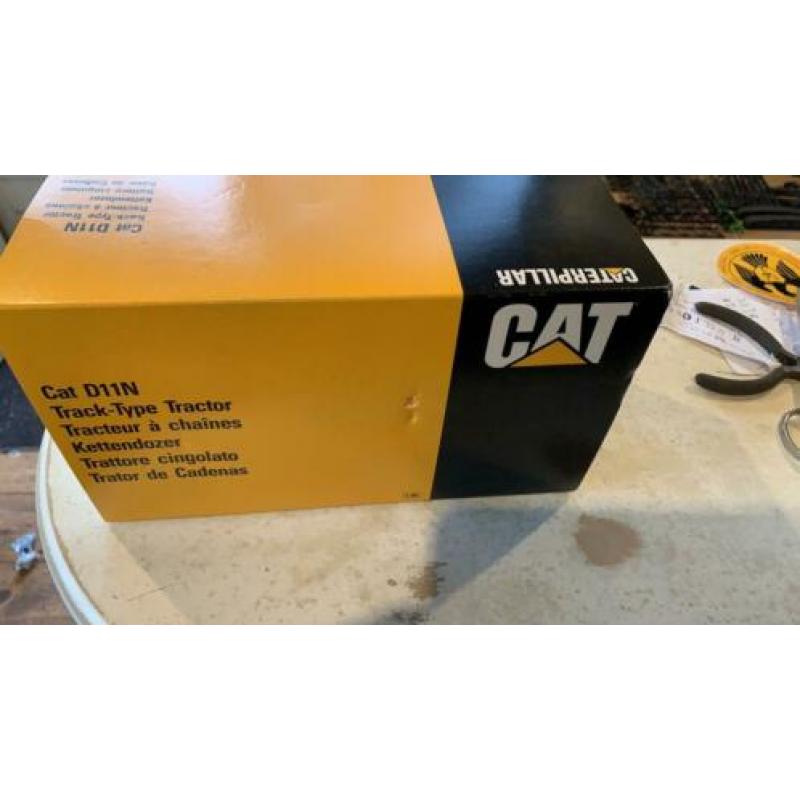 Lege doos van Cat D11N