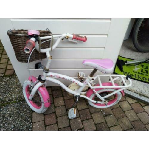 Sterke meisjesfiets incl zijwieltjes 12"