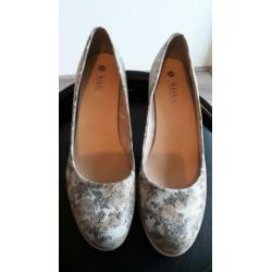 Pumps NOVA. Maat 41