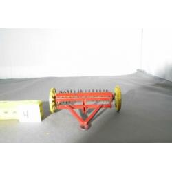 Hay rake, dinky toys (4) incompleet