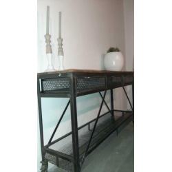 Prachtige Industriële Sitetable!! AANBIEDING!! NIEUW!!