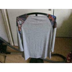 Nieuwe prachtige tuniek maat XXL...voor 5,00..