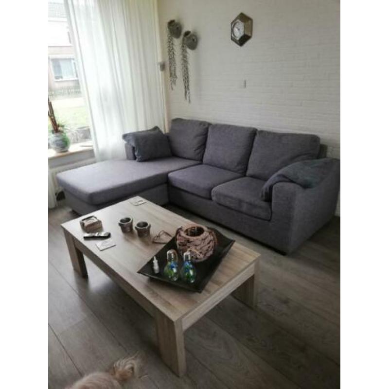 Bank, lounge zowel links als rechts te gebruiken